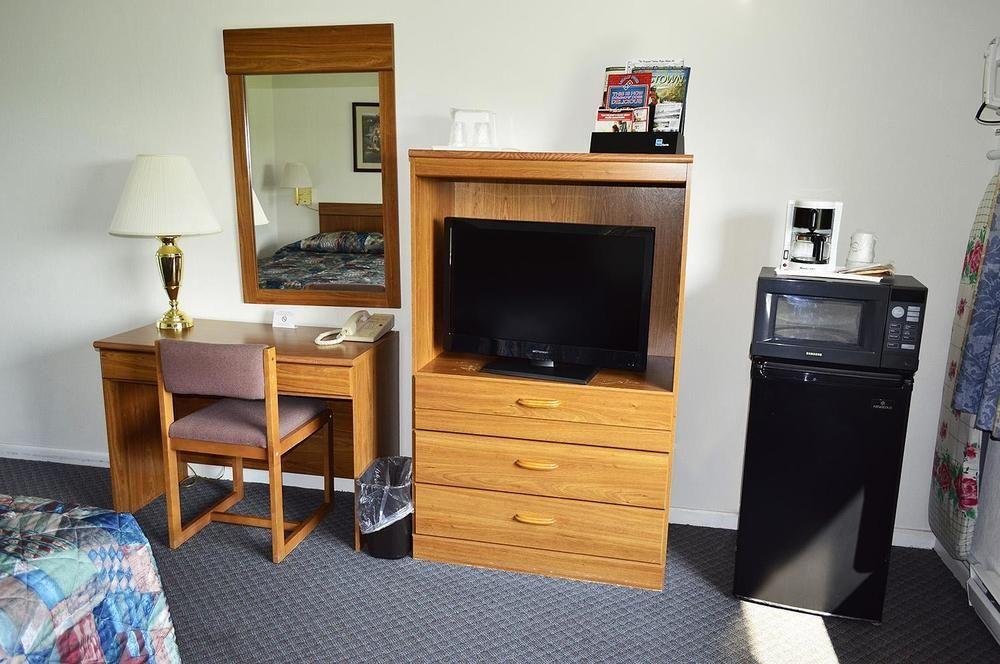 Huntingdon Motor Inn Екстер'єр фото
