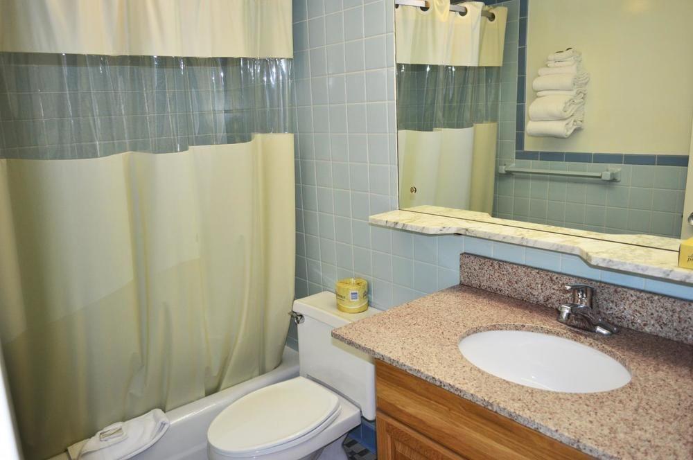 Huntingdon Motor Inn Екстер'єр фото