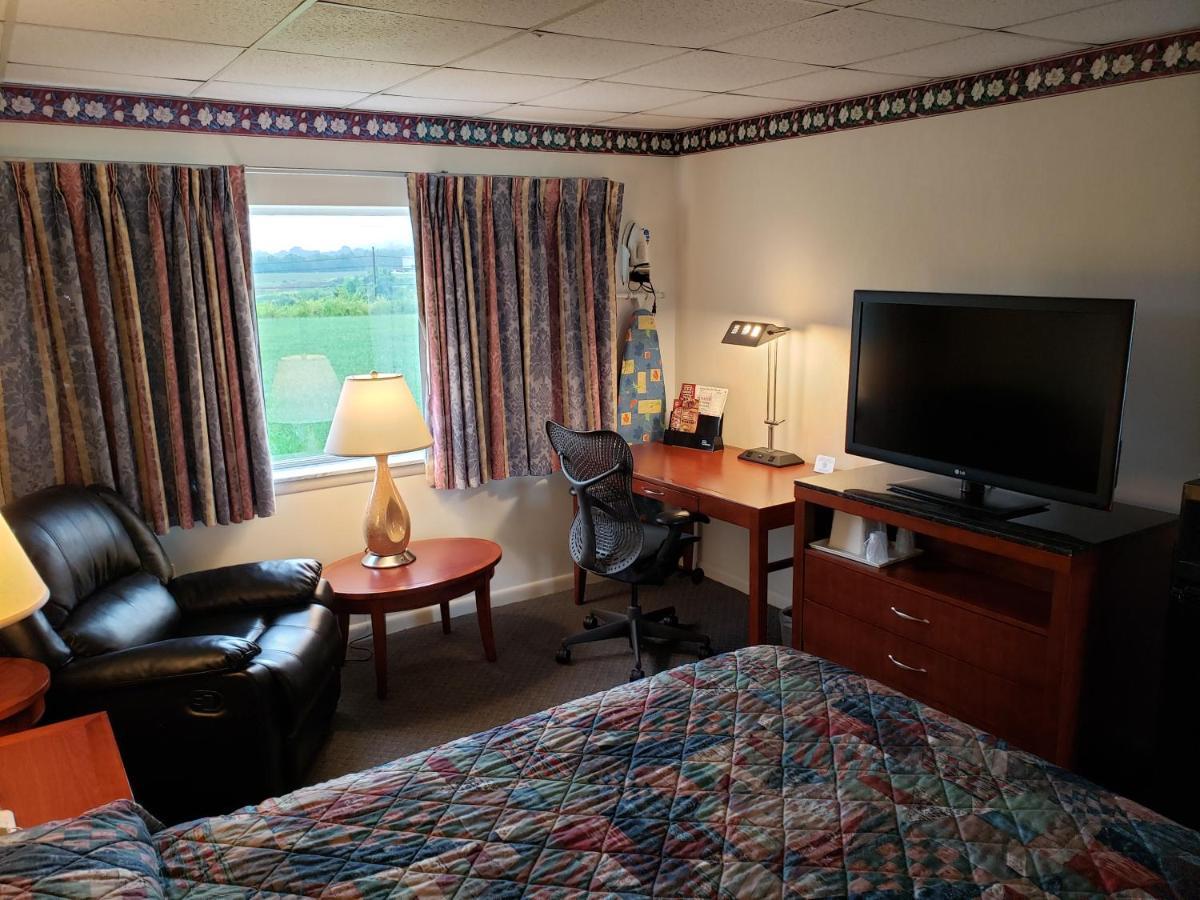 Huntingdon Motor Inn Екстер'єр фото